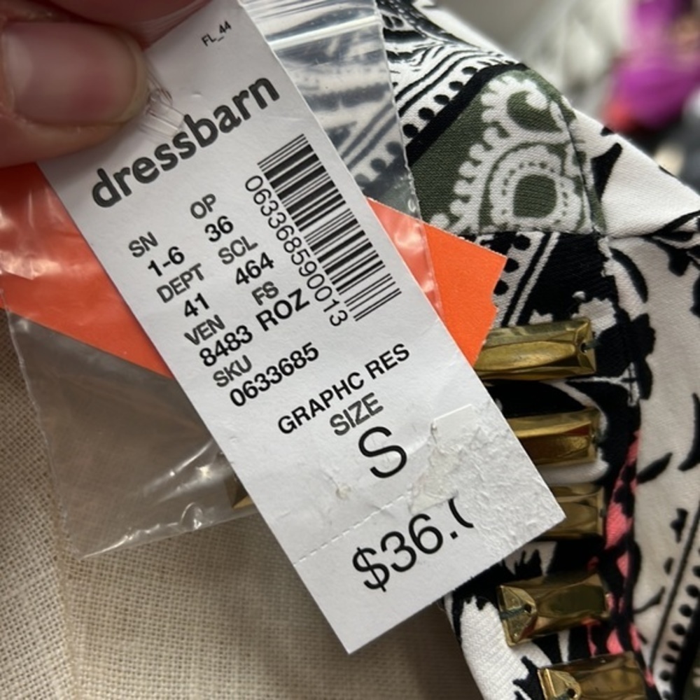 Nwt Roz & Ali Graphic Print Blouse Size Small Black Pink Green — image 5 of 6